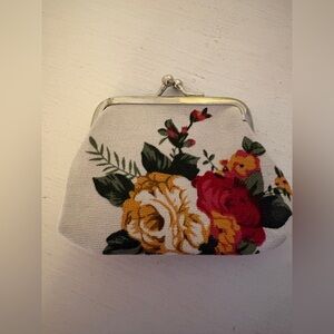 Vintage-Style Multicolor Floral Coin Purse